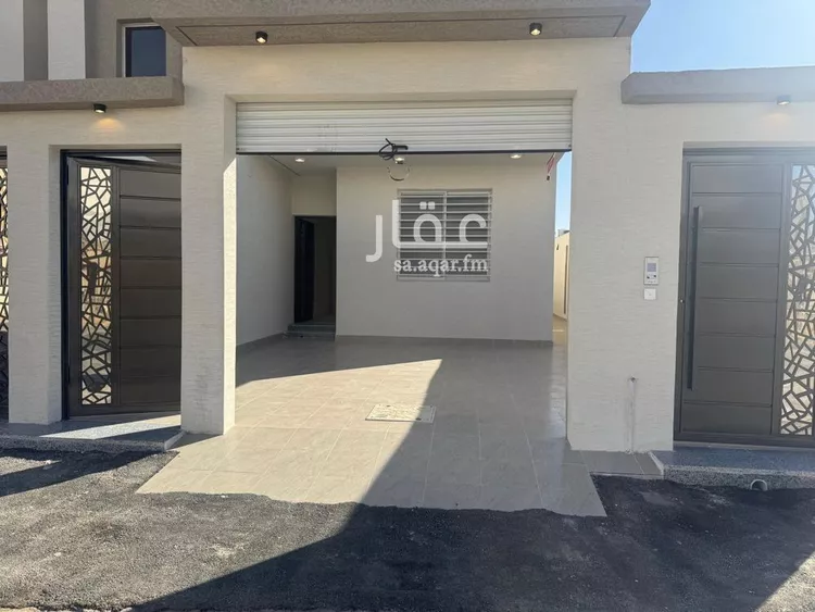 فيلا للبيع في شارع الرصيفة, حي الزهور, مدينة أبها, منطقة عسير صورة 2