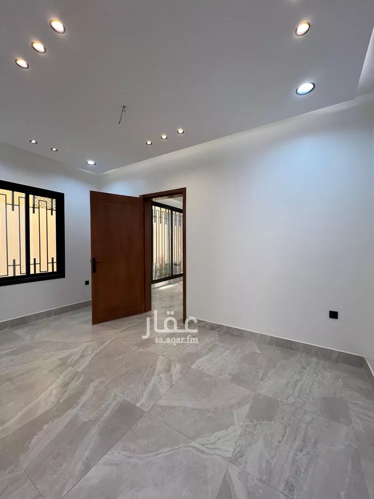 شقة للبيع في شارع عبدالله ابن غنام, حي الظرفة, مدينة خميس مشيط, منطقة عسير صورة 4