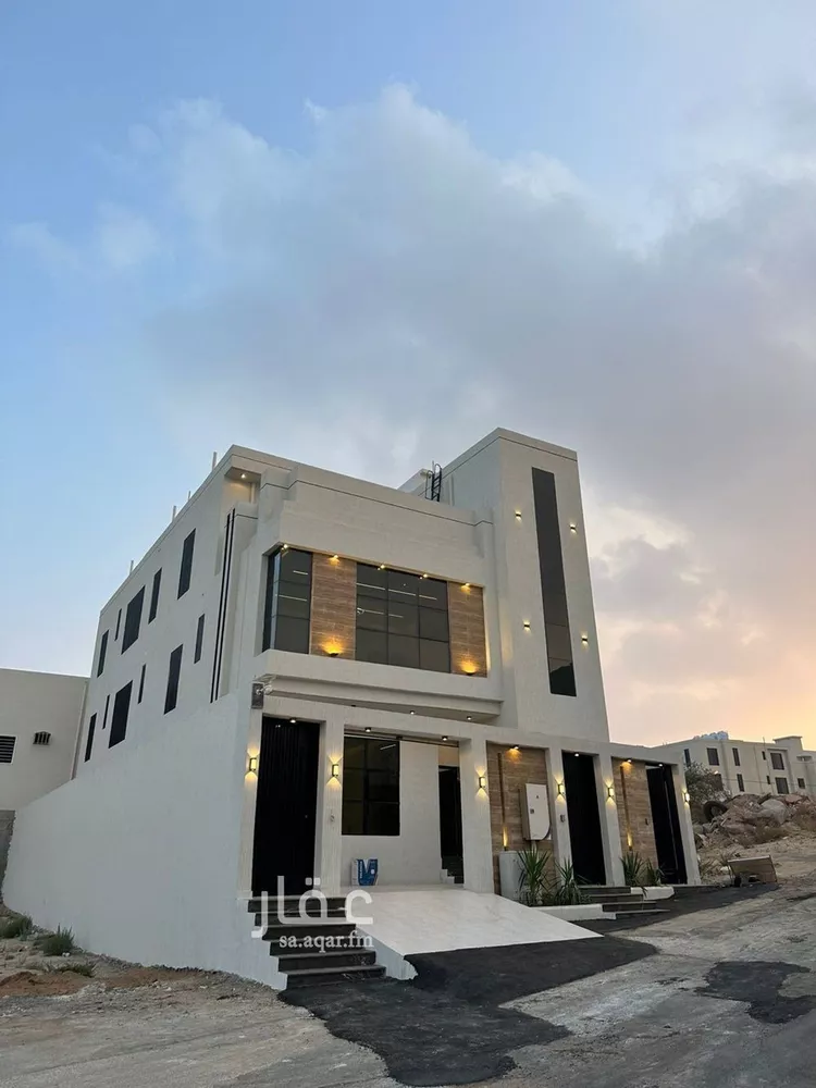 شقة للبيع في شارع عمرو ابن الاشرف العتكي, حي الحرابي, مدينة خميس مشيط, منطقة عسير صورة 2