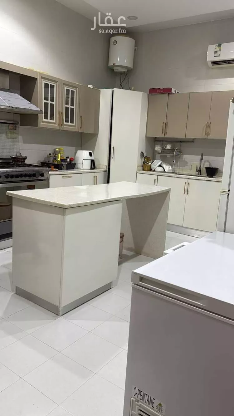 فيلا للإيجار في شارع محمد بن عجلان, حي الرمال, مدينة الرياض, منطقة الرياض صورة 2