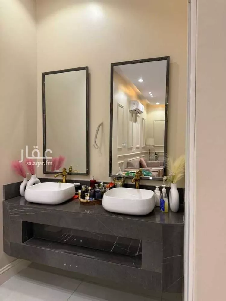 فيلا للإيجار في شارع محمد بن عجلان, حي الرمال, مدينة الرياض, منطقة الرياض