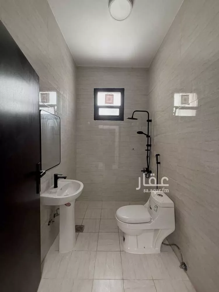 فيلا للبيع في شارع فالح بن الصغير, حي العقيق, مدينة الرياض, منطقة الرياض صورة 5