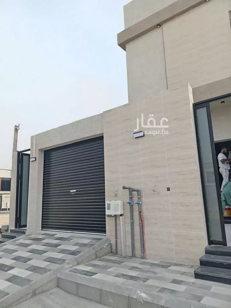 فيلا للبيع في شارع المغازي, حي الشعلة, مدينة الدمام, المنطقة الشرقية