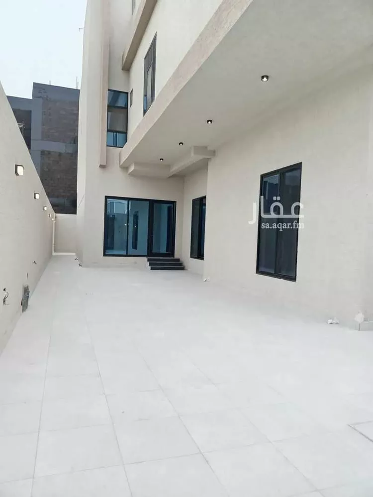 فيلا للبيع في شارع المغازي, حي الشعلة, مدينة الدمام, المنطقة الشرقية صورة 4