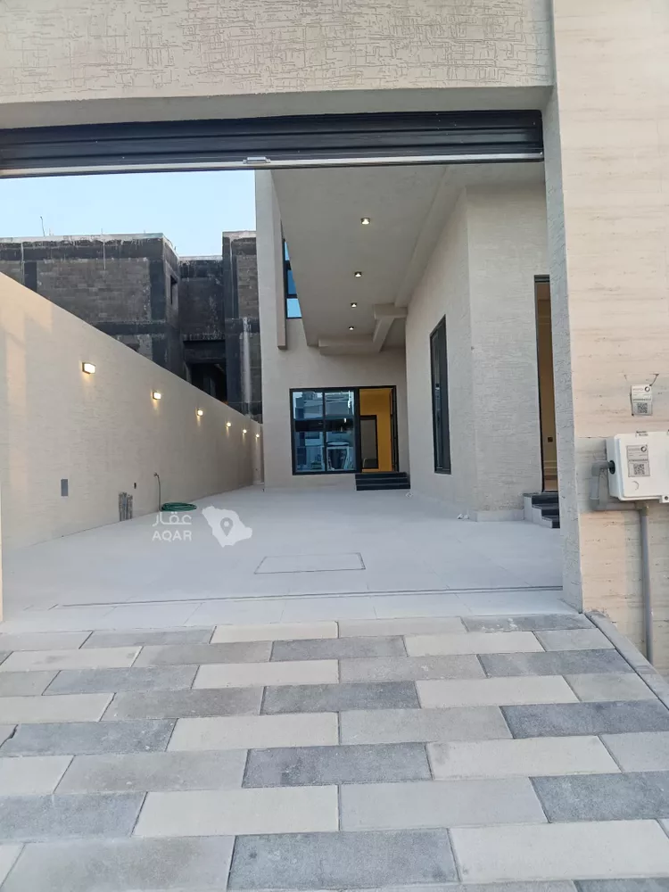Villa for Sale in Dammam Ash Shulah ุตูุฑุฉ 3
