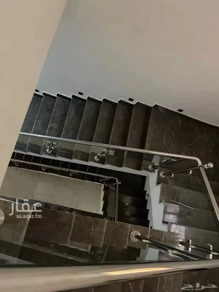 فيلا للبيع في شارع محمد بن عبدالمنعم بن عمار, حي أبوكبير, مدينة المدينة المنورة, منطقة المدينة المنورة