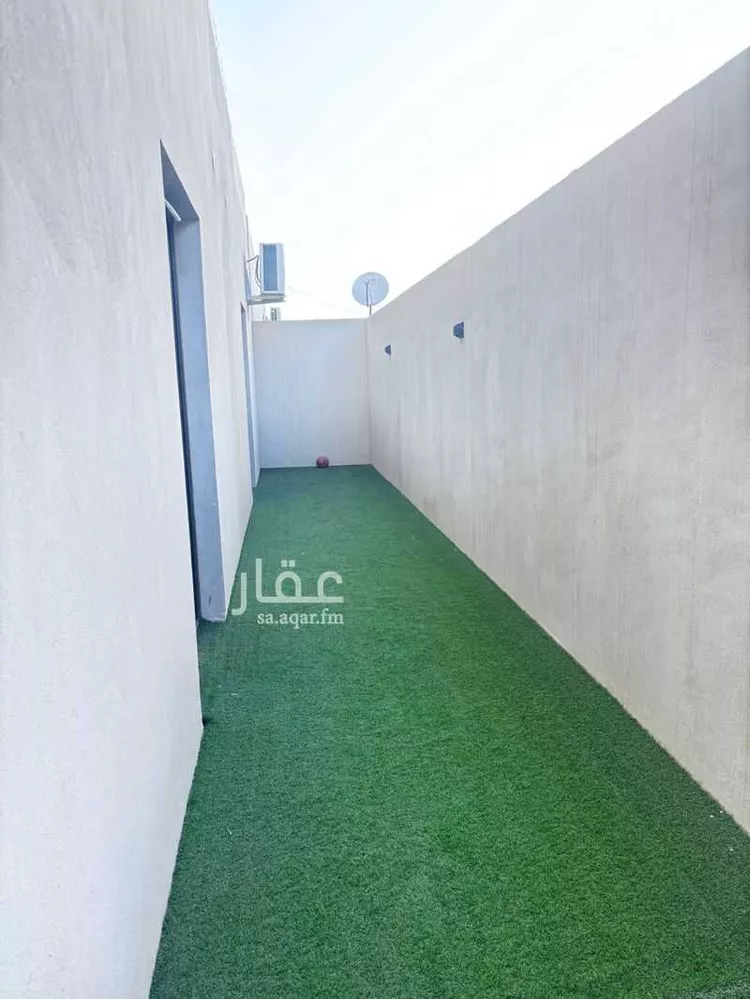 Floor for Rent in Riyadh Okaz صورة 3