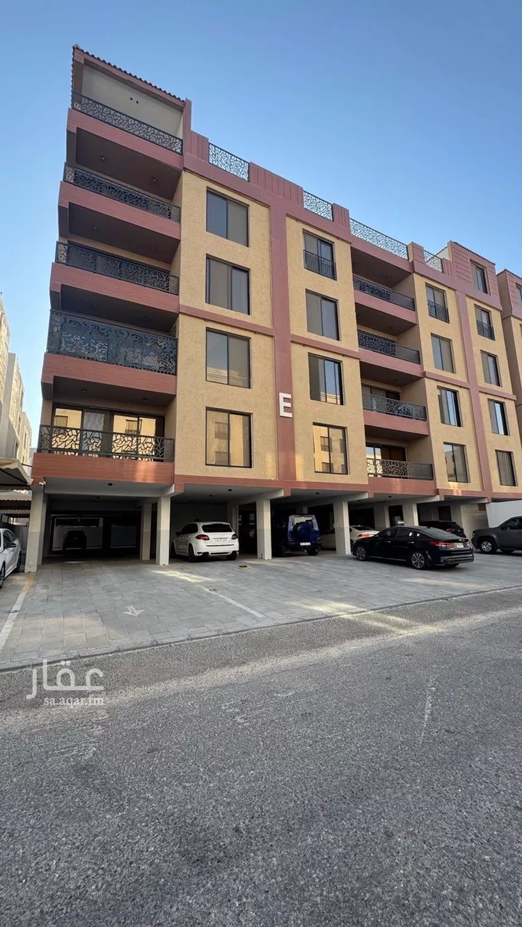 شقة للبيع في شارع العطايف, حي الحمراء, مدينة الخبر, المنطقة الشرقية