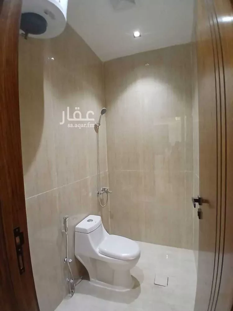 شقة للبيع في شارع عبدالرحمن بشناق, حي عكاظ, مدينة الرياض, منطقة الرياض صورة 5