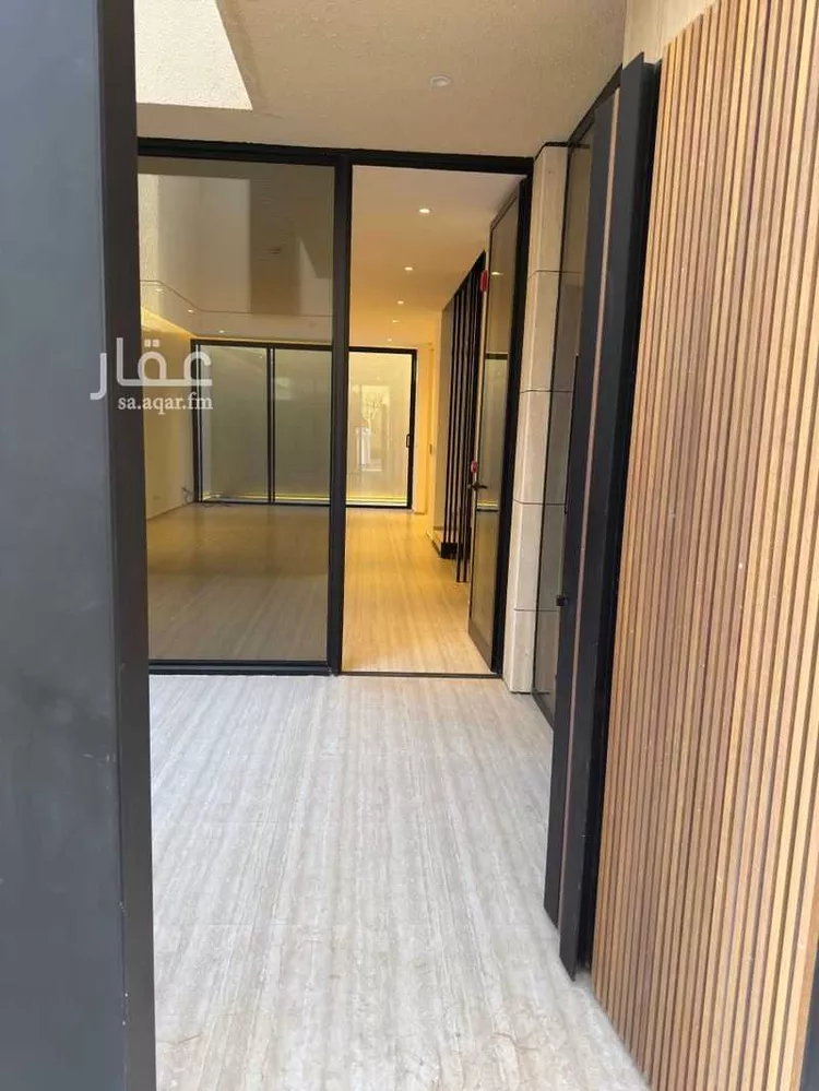 فيلا للإيجار في شارع ابي بكر الصديق, حي العارض, مدينة الرياض, منطقة الرياض صورة 3