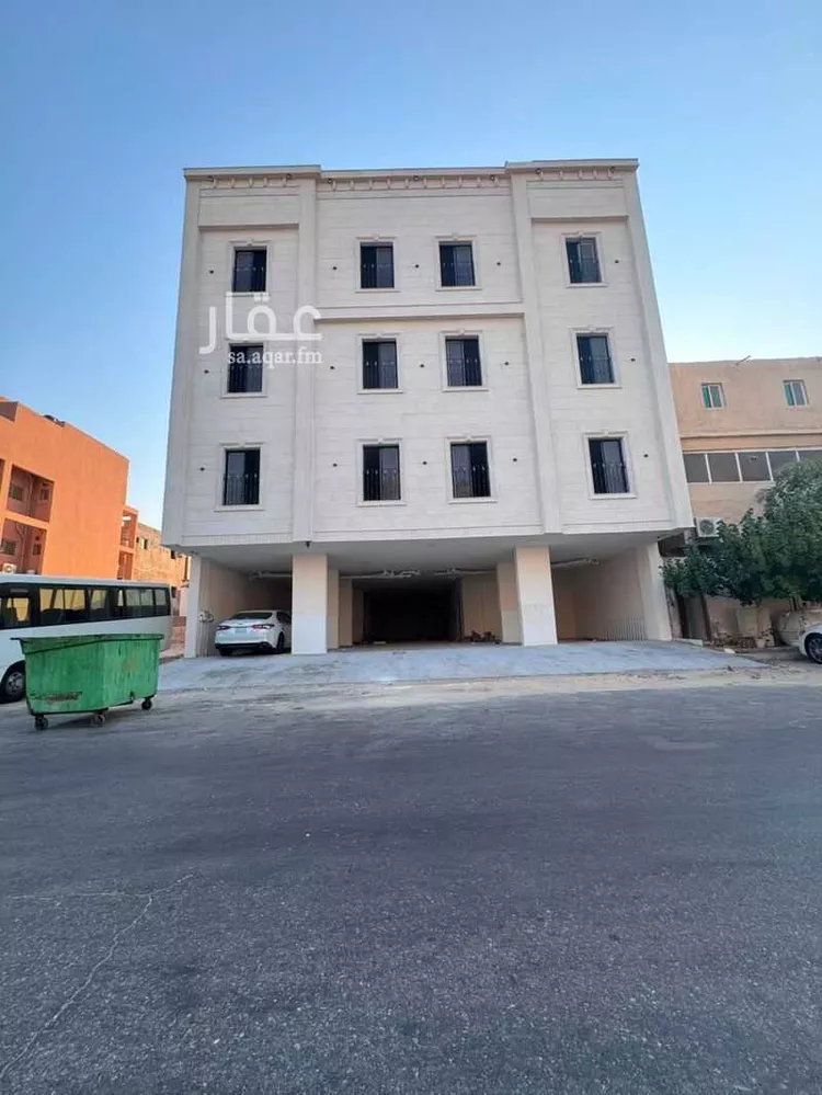 عمارة للبيع في شارع الدمام, حي الخبر الجنوبية, مدينة الخبر, المنطقة الشرقية صورة 2