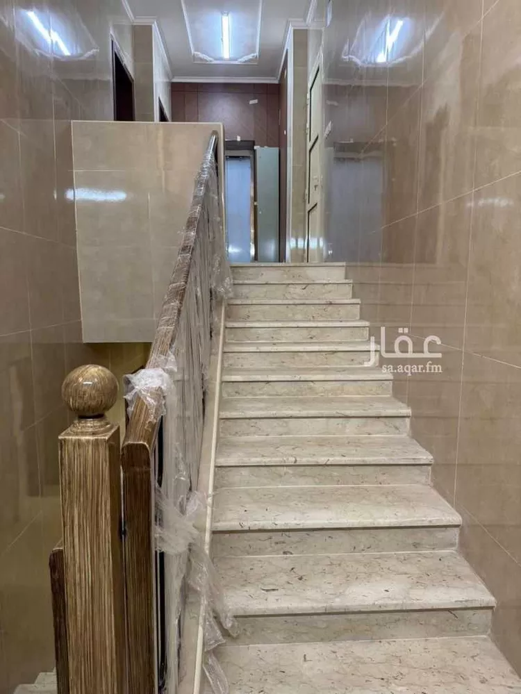 عمارة للبيع في شارع الزلفي, حي الخبر الجنوبية, مدينة الخبر, المنطقة الشرقية صورة 2