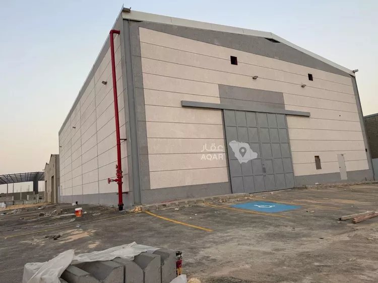 مستودع للبيع في شارع السليف, حي طيبة, مدينة الرياض, منطقة الرياض