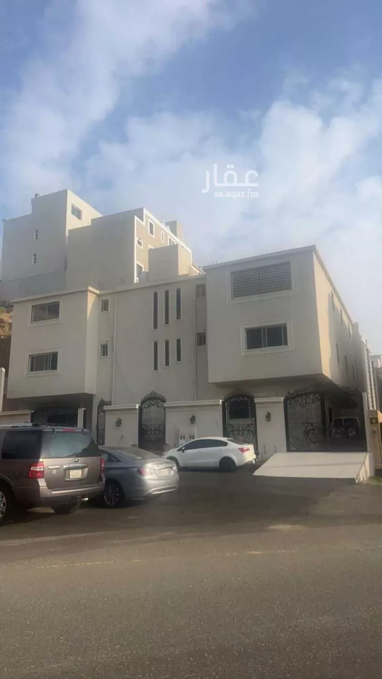Building for Sale in Abha Al Gara