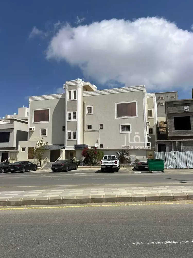 عمارة للبيع في شارع 40 السلام, حي السلام, مدينة أبها, منطقة عسير