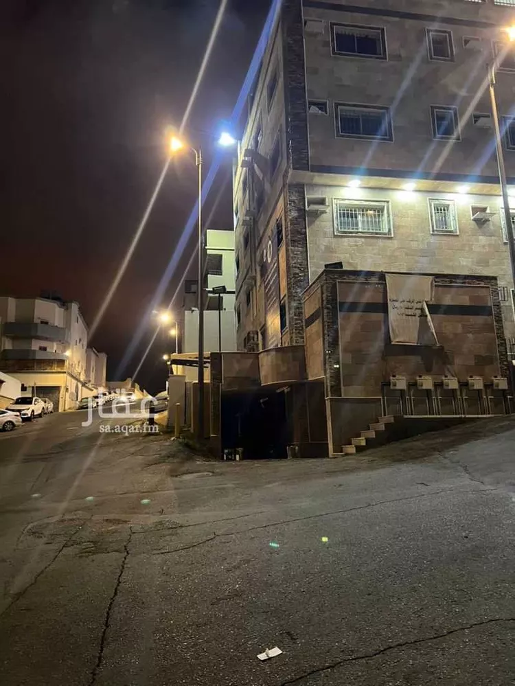 شقة للبيع في شارع ناصر بن دقماق, حي ذرة, مدينة أبها, منطقة عسير صورة 2