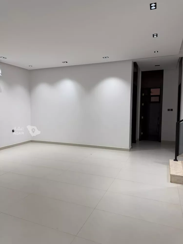 Floor for Sale in Riyadh Ar Rimal