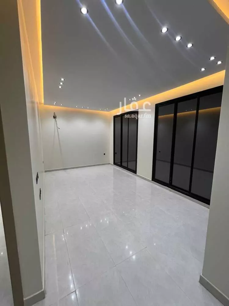 فيلا للبيع في شارع إبراهيم بن حسين, حي الرمال, مدينة الرياض, منطقة الرياض 6