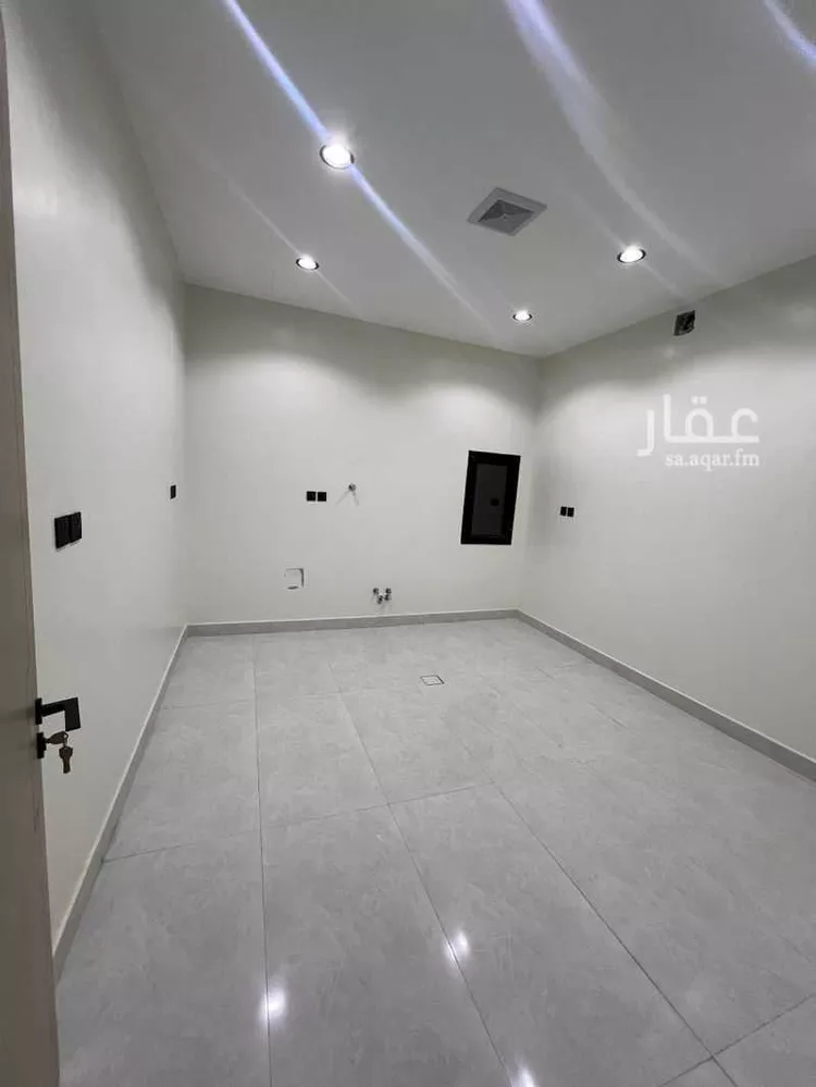 فيلا للبيع في شارع إبراهيم بن حسين, حي الرمال, مدينة الرياض, منطقة الرياض صورة 3