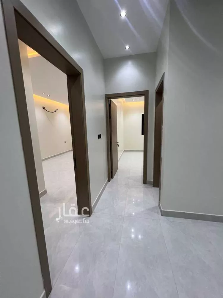 فيلا للبيع في شارع إبراهيم بن حسين, حي الرمال, مدينة الرياض, منطقة الرياض صورة 2