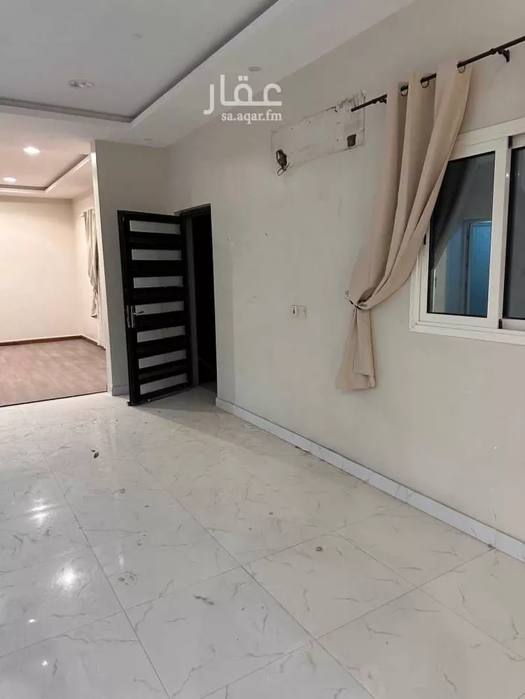 فيلا للإيجار في شارع ابن التاج ، حي السلمانية الشمالية ، الهفوف‎ ، الاحساء
