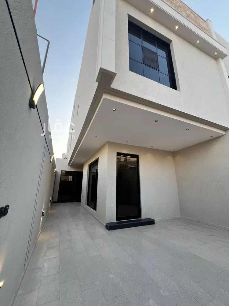 دور للبيع في شارع رقم 365, حي المونسية, مدينة الرياض, منطقة الرياض صورة 3