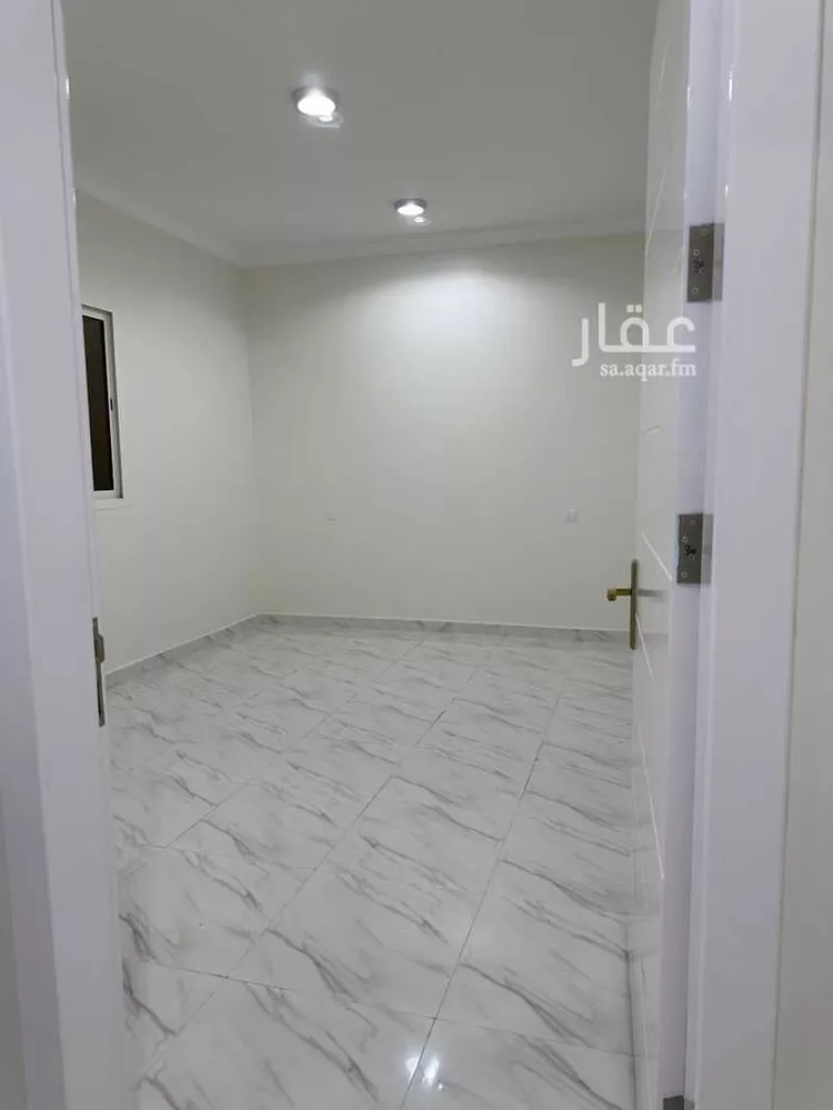 شقة للإيجار في شارع تاج الدين الكندي ، حي الحزم ، الرياض ، منطقة الرياض صورة 5