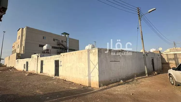 دور للبيع في شارع عبدالملك ابن عبدالرحمن الشامي, حي العاقول, مدينة المدينة المنورة, منطقة المدينة المنورة 7