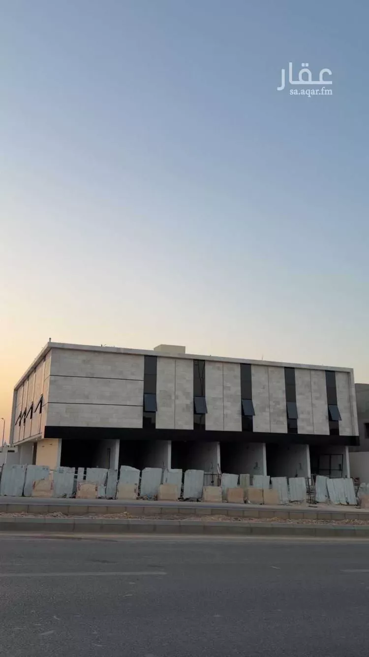 Shop for Rent in Riyadh Al Hazm صورة 2