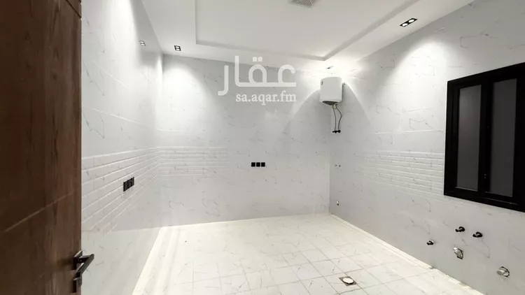 دور للبيع في شارع علي البجادي , حي الرمال, مدينة الرياض, منطقة الرياض صورة 2