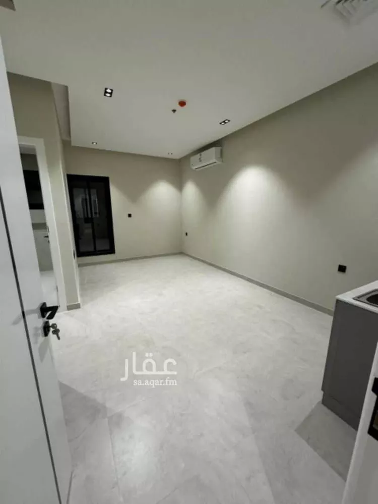 شقة للإيجار في شارع طارق بن شهاب, حي العارض, مدينة الرياض, منطقة الرياض صورة 3