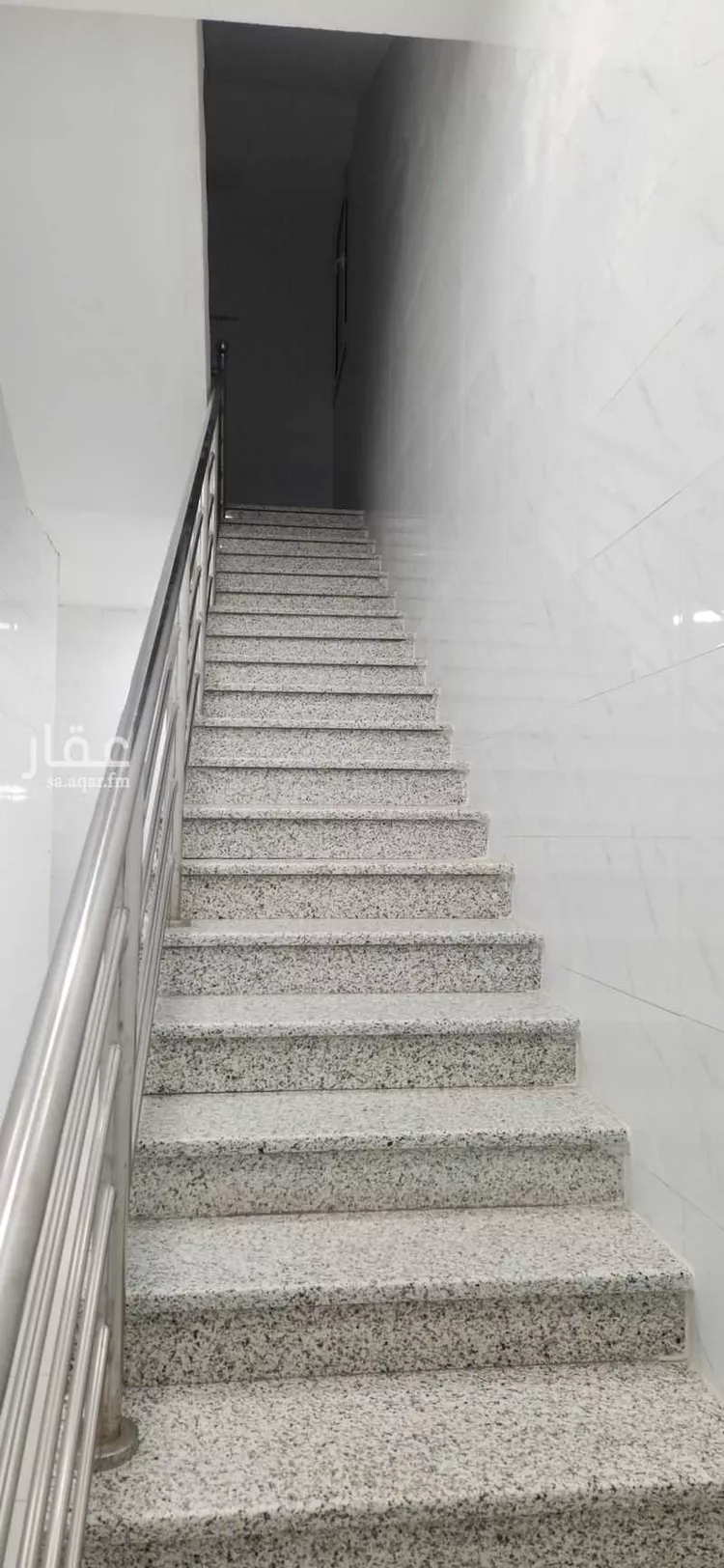 عمارة للبيع في شارع العاشر, حي الثقبة, مدينة الخبر, المنطقة الشرقية صورة 4