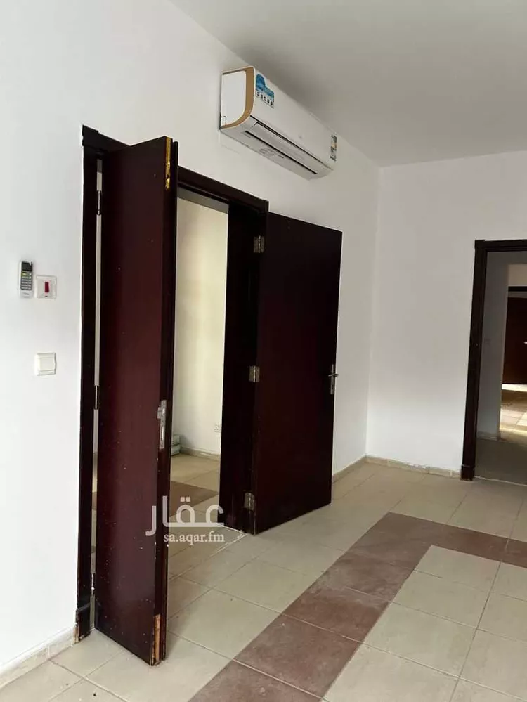فيلا للإيجار في شارع علي ابن حجر, حي بنى بياضة, مدينة المدينه المنوره, منطقة المدينة المنورة صورة 4
