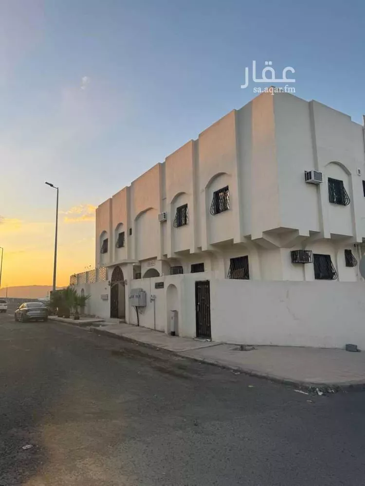 شقة للبيع في شارع حمزة ابن زيد, حي أبوبريقاء, مدينة المدينه المنوره, منطقة المدينة المنورة صورة 3