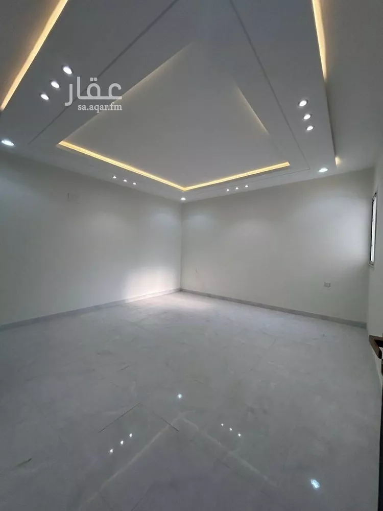 شقة للبيع في شارع زبيد السلمي, حي الجامعيين, مدينة خميس مشيط, منطقة عسير صورة 2
