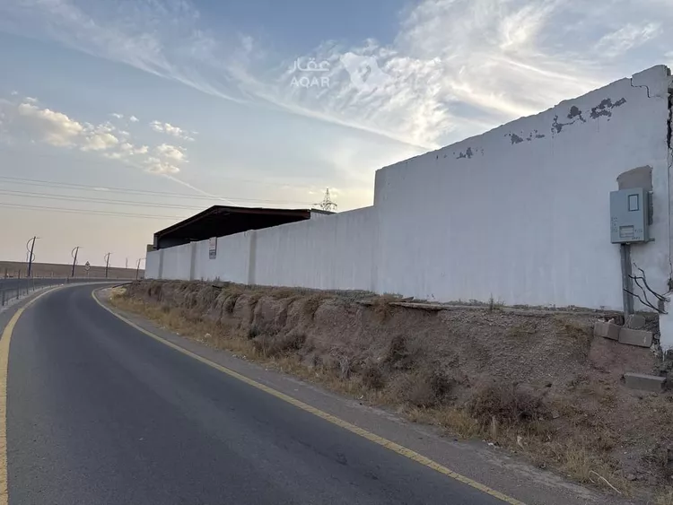 ورشة للبيع في شارع طريق الملك فهد, حي المصيف, مدينة الرس, منطقة القصيم