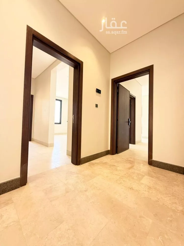 شقة للبيع في شارع 107 العرين, حي العرين, مدينة أبها, منطقة عسير صورة 4