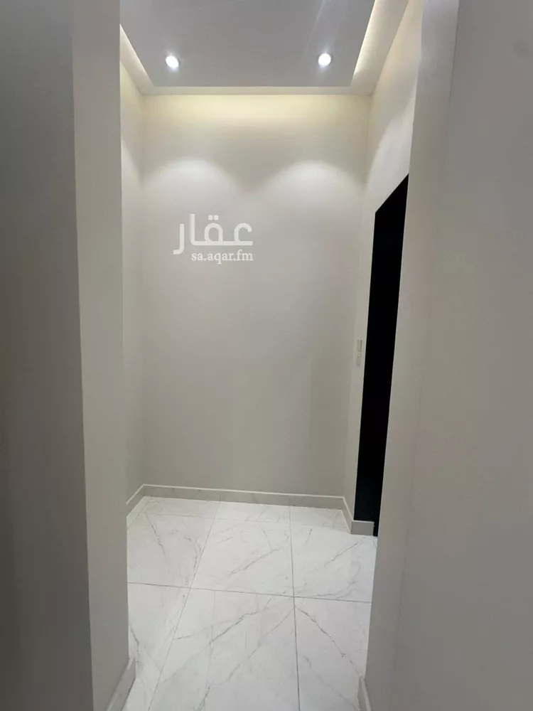 شقة للبيع في شارع 47 د, حي المطار, مدينة جازان, منطقة جازان صورة 2