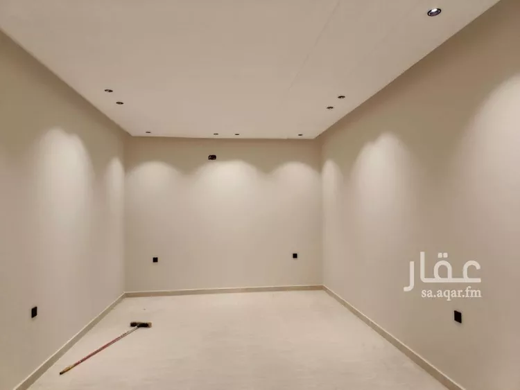 شقة للبيع في شارع اسحاق الشيباني, حي السويس 1, مدينة جازان, منطقة جازان صورة 5