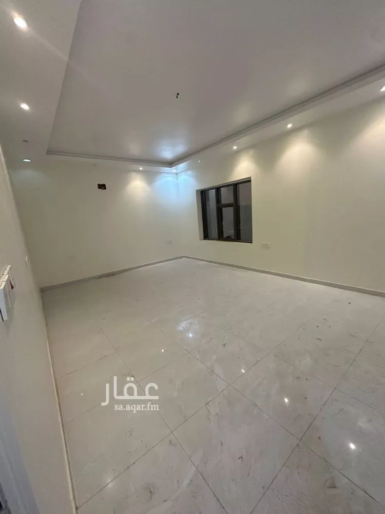 فيلا للبيع في شارع الحصين الذبياني, حي الروضة, مدينة جازان, منطقة جازان صورة 3
