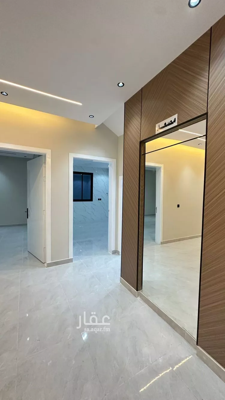 فيلا للبيع في شارع الملك فيصل بن عبدالعزيز, حي السلام, مدينة صامطة, منطقة جازان صورة 3