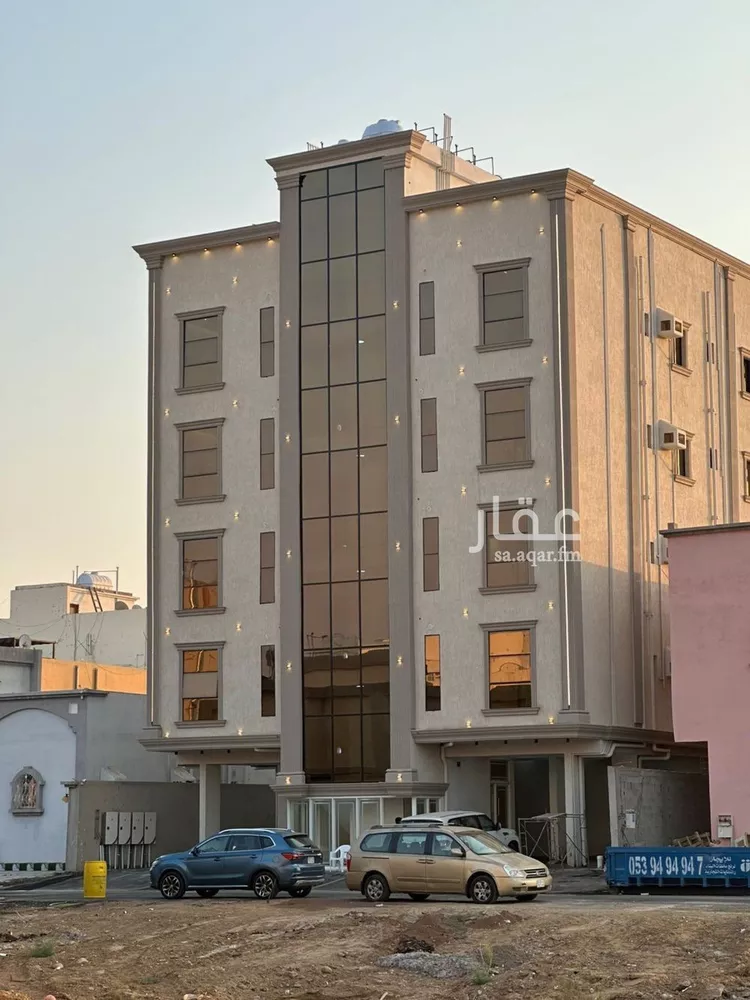 شقة للبيع في شارع أحمد عبد الله الفاسي, حي السويس 2, مدينة جازان, منطقة جازان صورة 4