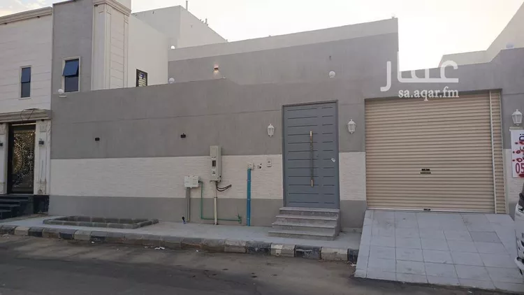 فيلا للبيع في شارع رفاعة ابن مبشر ابن الحارث الظفري, حي العاقول, مدينة المدينة المنورة, منطقة المدينة المنورة