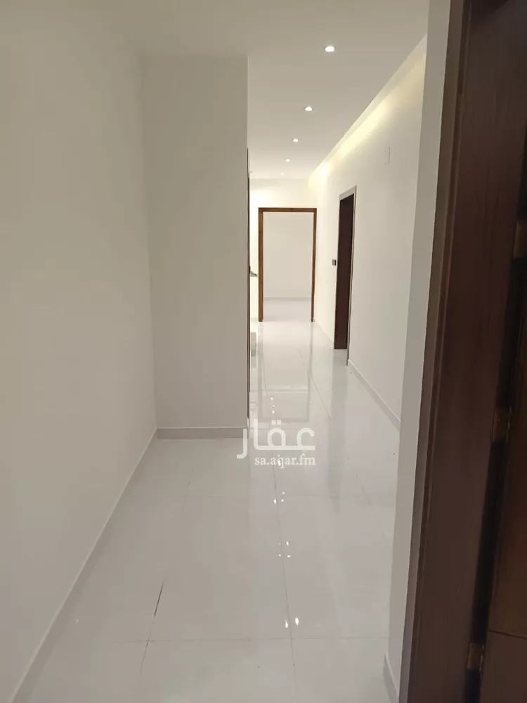 شقة للبيع في شارع صفية البغدادية, حي التعاون, مدينة خميس مشيط, منطقة عسير صورة 2