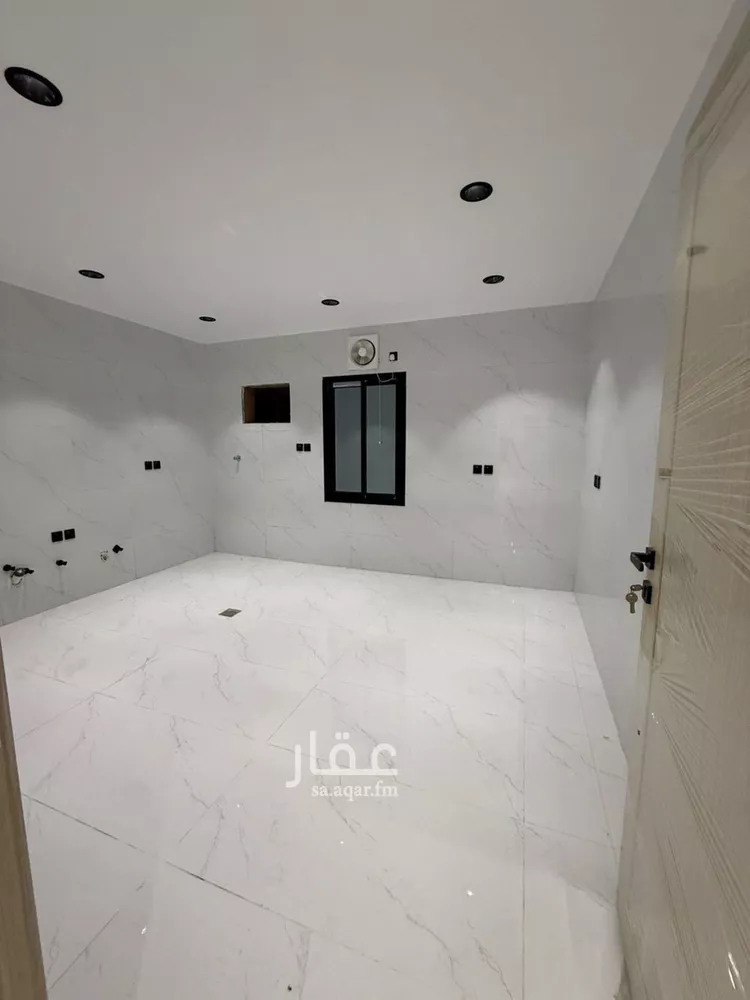شقة للبيع في شارع عامر ابن يزيد, حي الشاطئ, مدينة جازان, منطقة جازان 8