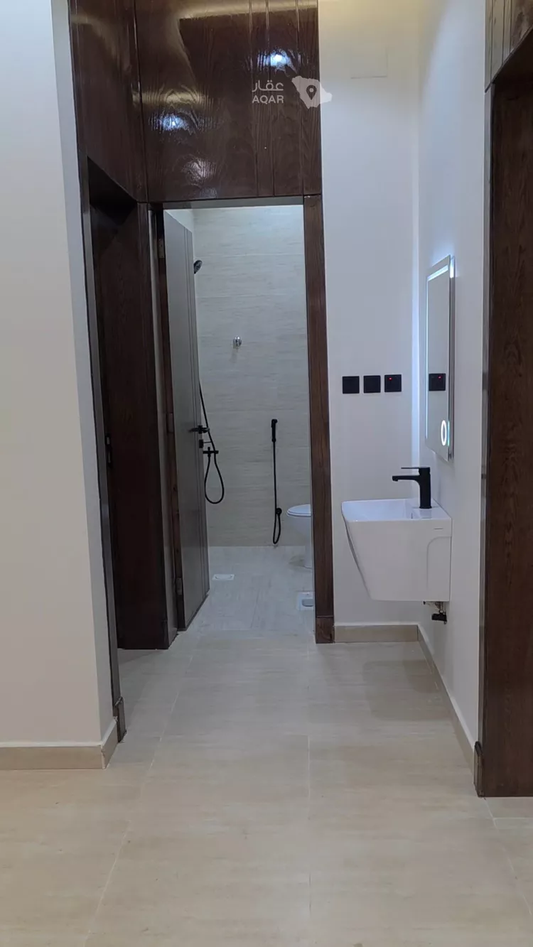 Apartment for Sale in Khamis Mushait Ar Rabie 8