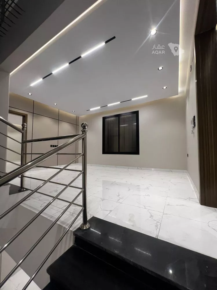 Villa for Sale in Samtah Al Rokobah 5