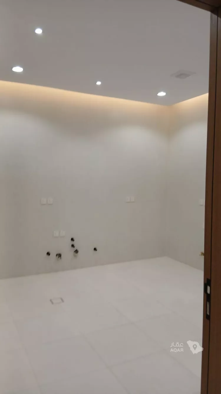 Apartment for Sale in Khamis Mushait Al Moosa Subdivision
