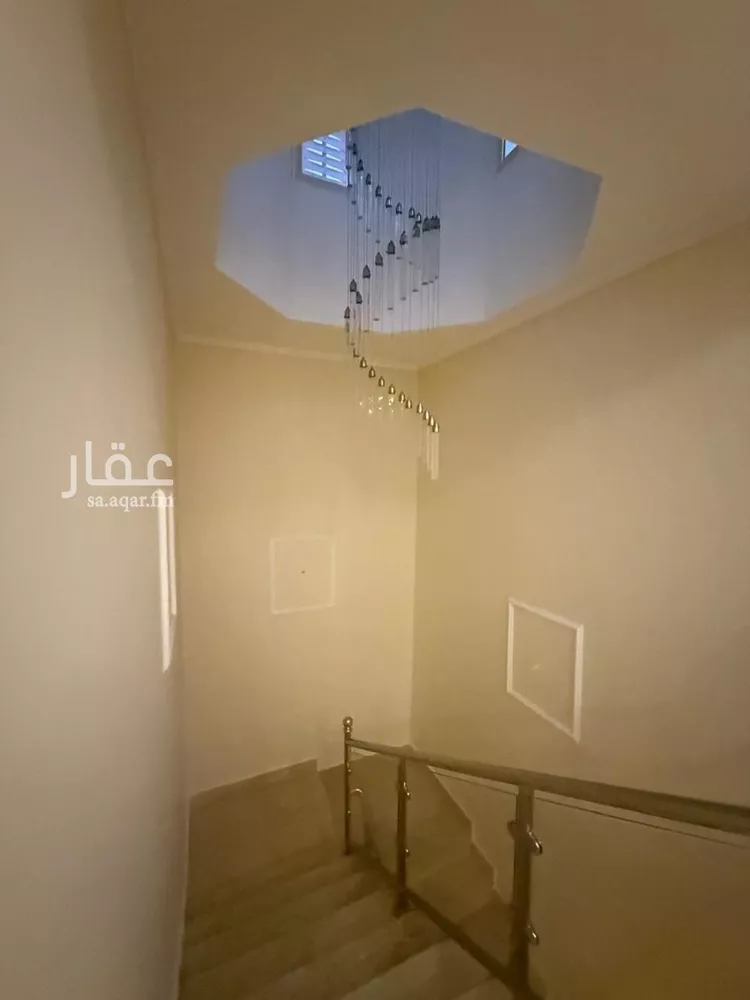 فيلا للبيع في شارع طرخان بن ماضي, حي الفردوس, مدينة جدة, منطقة مكة المكرمة 9
