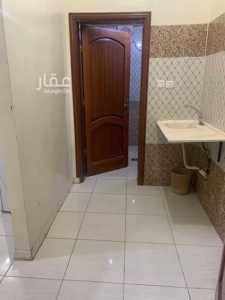 غرفة للإيجار في شارع عبدالله ابن حسن ابن حسن ابن علي ابن ابي طالب, حي طيبة, مدينة المدينة المنورة, منطقة المدينة المنورة 7